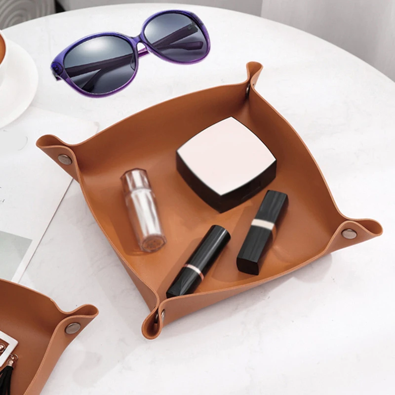 PU Desktop Storage Tray Leather Key Plate Home Decoration Key Plate Leather Storage Tray Jewelry Nordic Folding Storage Box
PU Desktop Storage Tray Leather Key Plate Home Decoration Key Plate Leather Storage Tray Jewelry Nordic Folding Storage Box