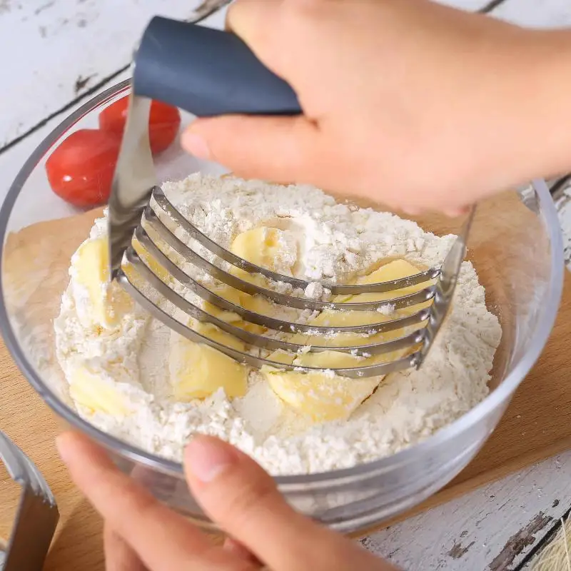 Manual Dough Blender Kneader Bread Maker Stainless Steel Pastry Dough Cutter Flour Mixer For Pasta Pie Cake Kitchen Baking Tools
Manual Dough Blender Kneader Bread Maker Stainless Steel Pastry Dough Cutter Flour Mixer For Pasta Pie Cake Kitchen Baking Tools