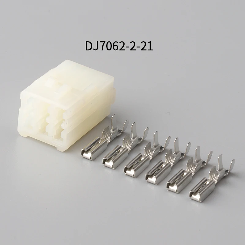 100 комплектов 6 контактов 2,0 мм AMP Автомобильный электронный ремень освещения 7123-1460 6242-5061 6242-1061
100 комплектов 6 контактов 2,0 мм AMP Автомобильный электронный ремень освещения 7123-1460 6242-5061 6242-1061