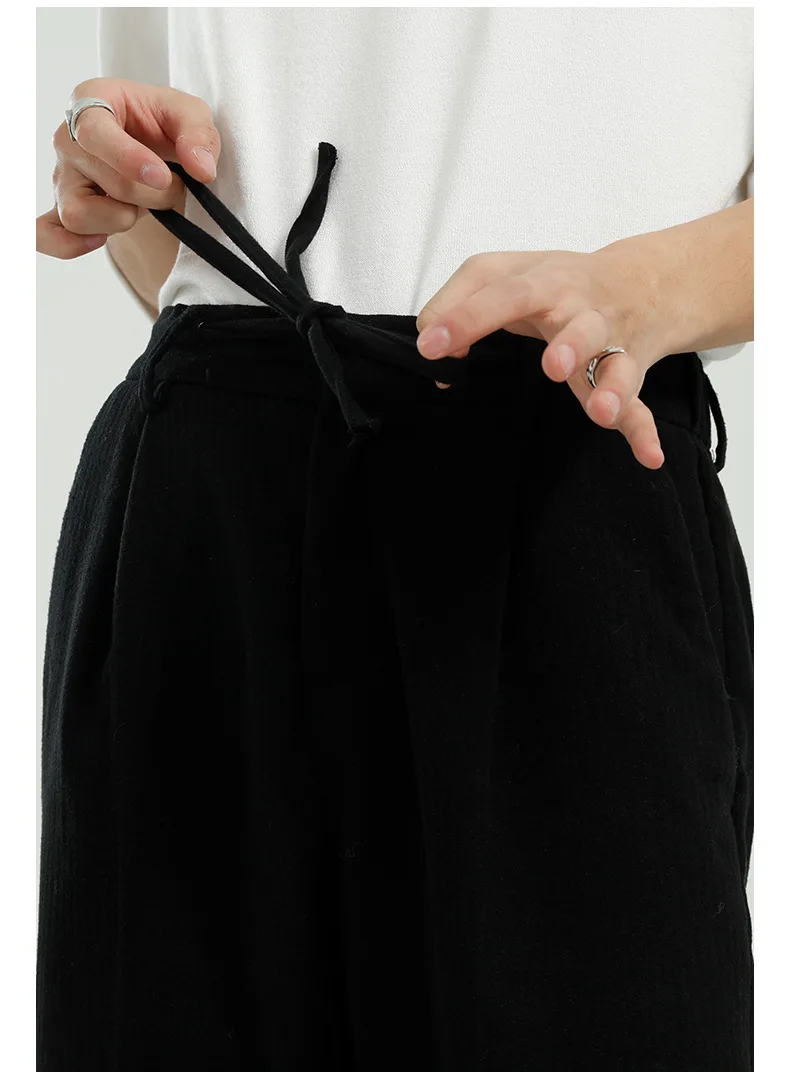 Male Streetwear Fashion Black Hip Hop Trousers Men Loose Casual Elastic Waist Drawstring Hem Straight Suit Pants
Male Streetwear Fashion Black Hip Hop Trousers Men Loose Casual Elastic Waist Drawstring Hem Straight Suit Pants