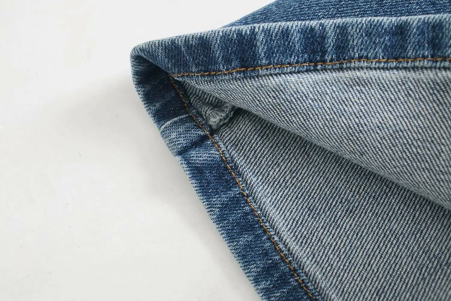 European and American Women's V-neck Zipper Slim Denim Suspender Dress
European and American Women's V-neck Zipper Slim Denim Suspender Dress