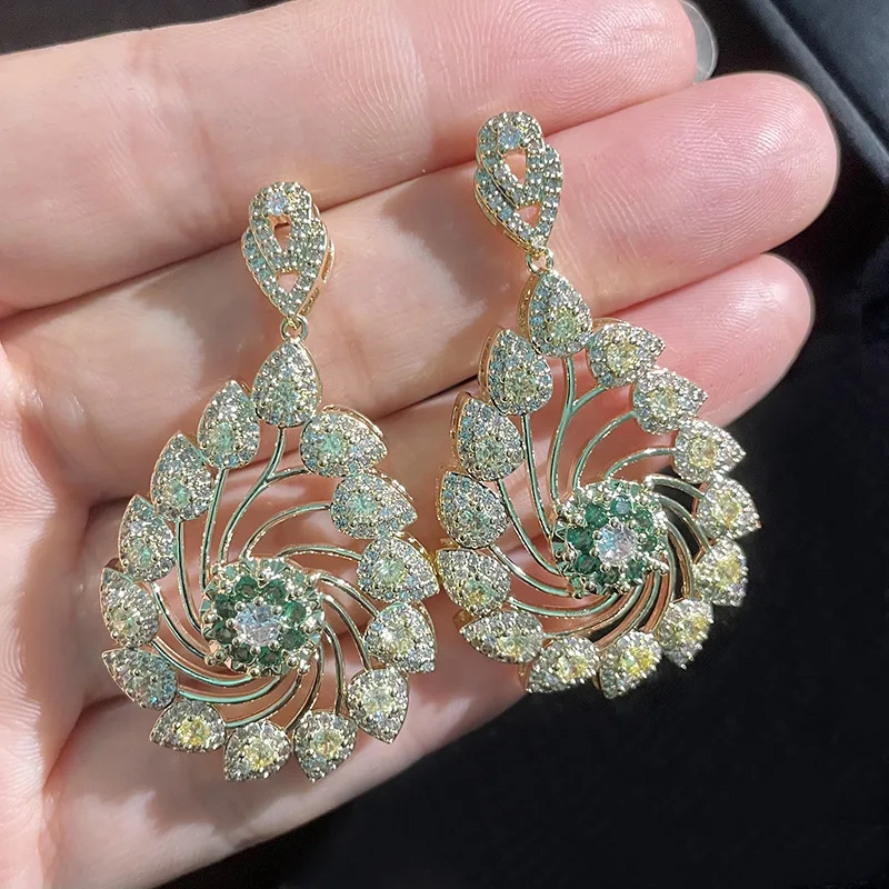 

Shining Crystal Flower Dangle Earrings Designer Statement Eardrop Luxury Jewelry With Cbuic Zirconia Women Fashion Stud Earings