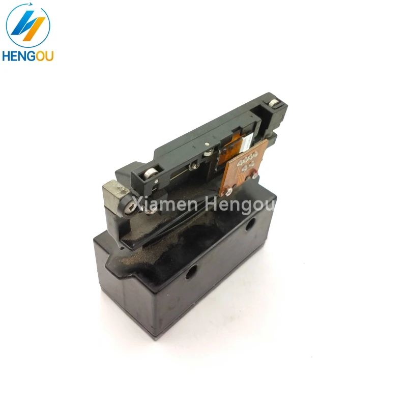 1 Piece POLATECH SMD 026 976 used original valve for Polar machine spare parts
1 Piece POLATECH SMD 026 976 used original valve for Polar machine spare parts