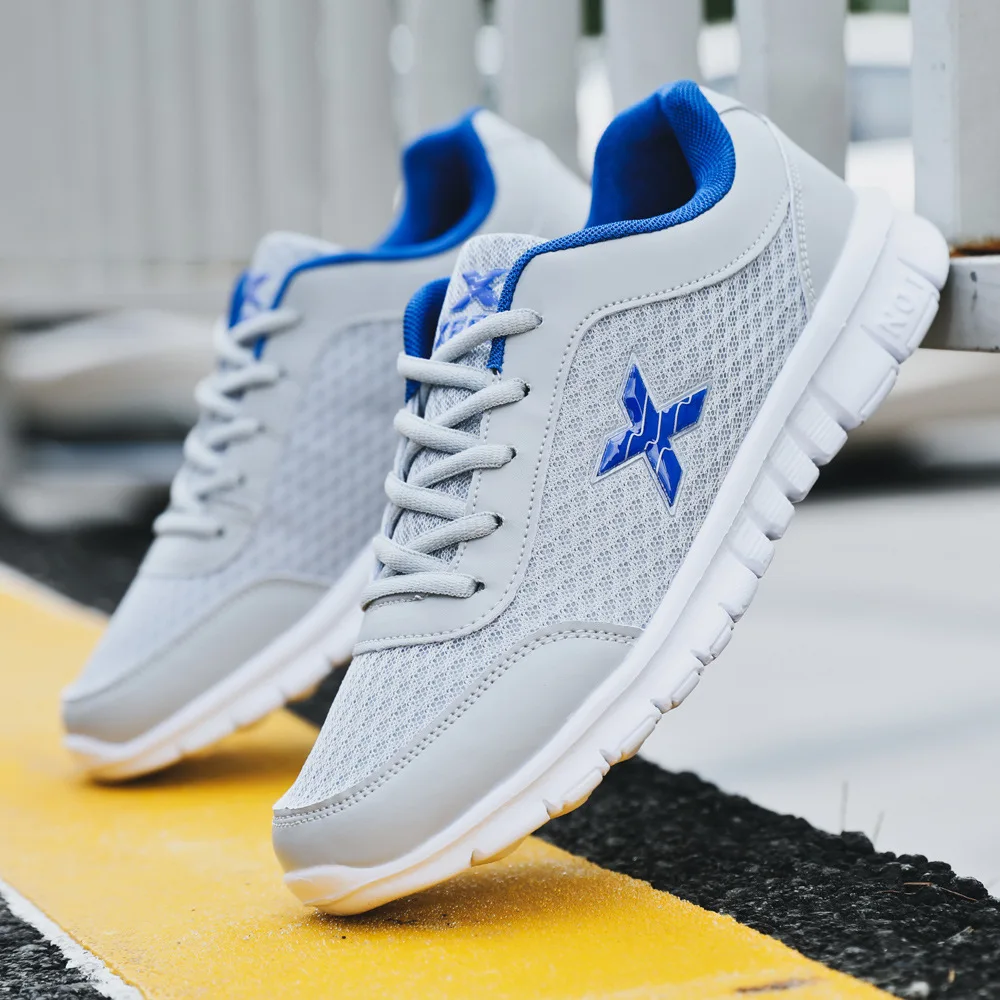 Xtep Blade Men Running Shoes Shock Absorption Leather Sports Shoes Men's Casual Anti-slip Sneakers 983419119503
Xtep Blade Men Running Shoes Shock Absorption Leather Sports Shoes Men's Casual Anti-slip Sneakers 983419119503