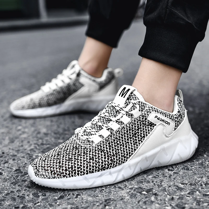 New Style Lace Up Mesh Male Casual Shoes Trainer Lightweight Comfortable Breathable Knit Walking Men Sneakers Sapato Masculino
New Style Lace Up Mesh Male Casual Shoes Trainer Lightweight Comfortable Breathable Knit Walking Men Sneakers Sapato Masculino