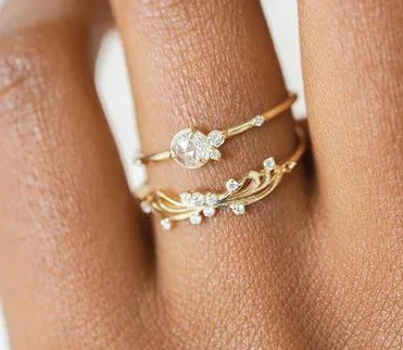 Milangirl Trendy Ladies Ring Simple Irregular Lines Inlaid Rhinestone Female Ring Temperament Girl Birthday Party Jewelry
Milangirl Trendy Ladies Ring Simple Irregular Lines Inlaid Rhinestone Female Ring Temperament Girl Birthday Party Jewelry