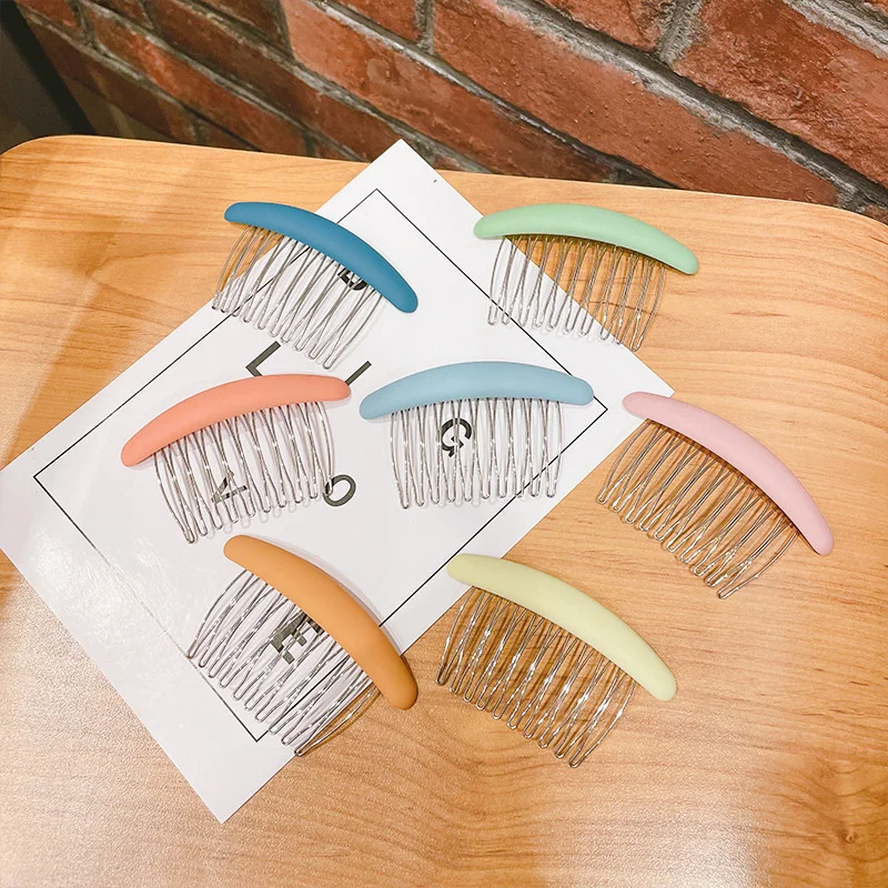 Woman Hair Accessories Teeth Hair Comb Tiaras Girls Bangs Clips Childrens Crown Top Hair Fixed Banana Barrettes Hairpin
Woman Hair Accessories Teeth Hair Comb Tiaras Girls Bangs Clips Childrens Crown Top Hair Fixed Banana Barrettes Hairpin