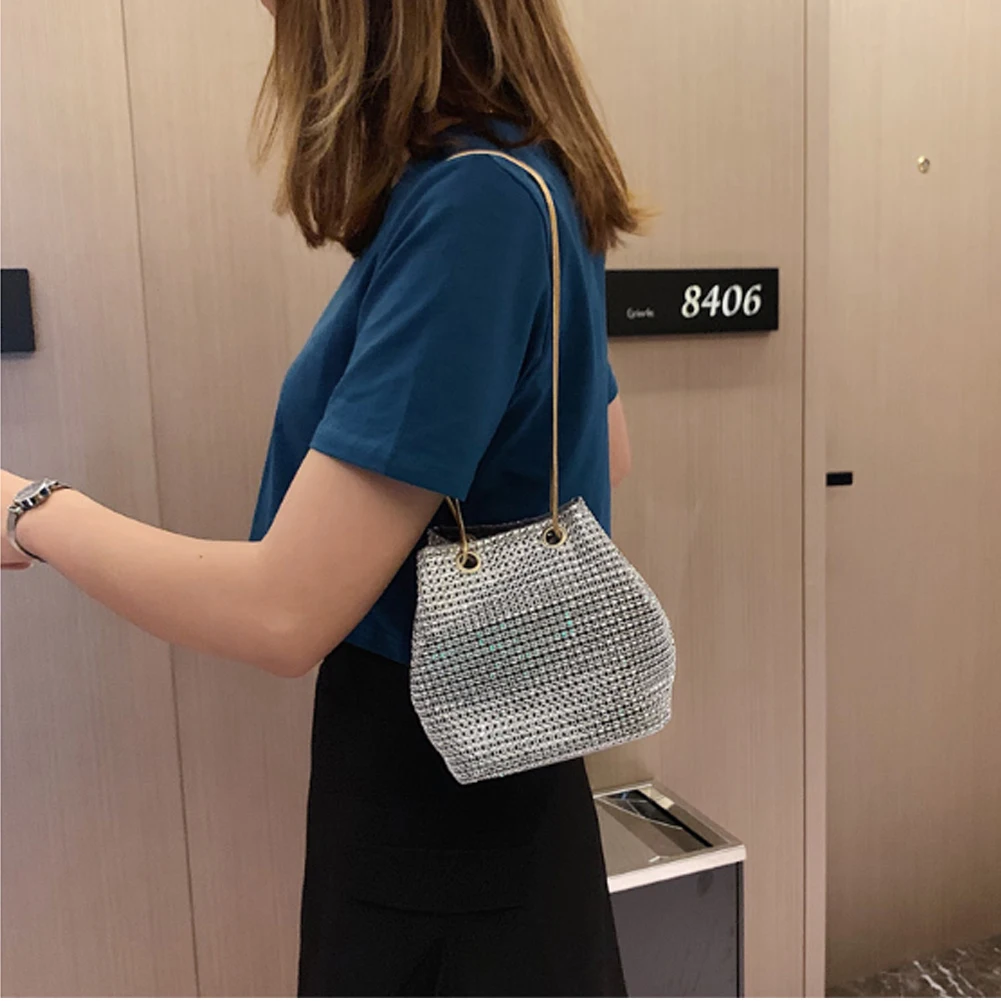 Fashion Evening Bag Women's Rhinestone Bucket Bag Crystal Clutches Shoulder Bucket Bag Shining Cross-body Hand Bag
Fashion Evening Bag Women's Rhinestone Bucket Bag Crystal Clutches Shoulder Bucket Bag Shining Cross-body Hand Bag