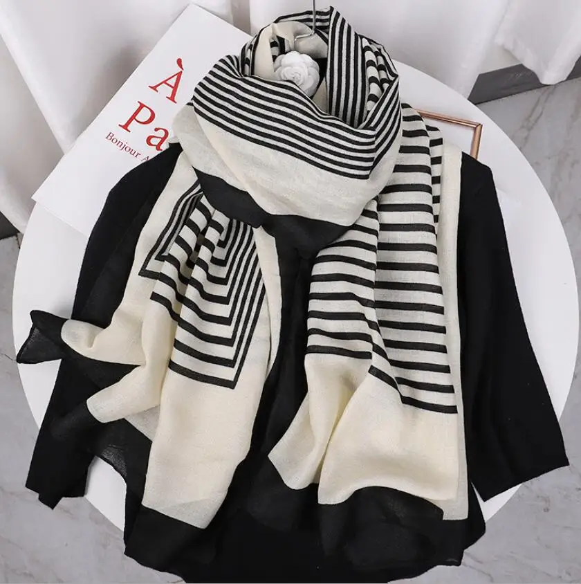 Cotton and linen scarf spring and autumn travel summer seaside sunscreen big shawl scarf shawl beach towel female silk scarf
Cotton and linen scarf spring and autumn travel summer seaside sunscreen big shawl scarf shawl beach towel female silk scarf