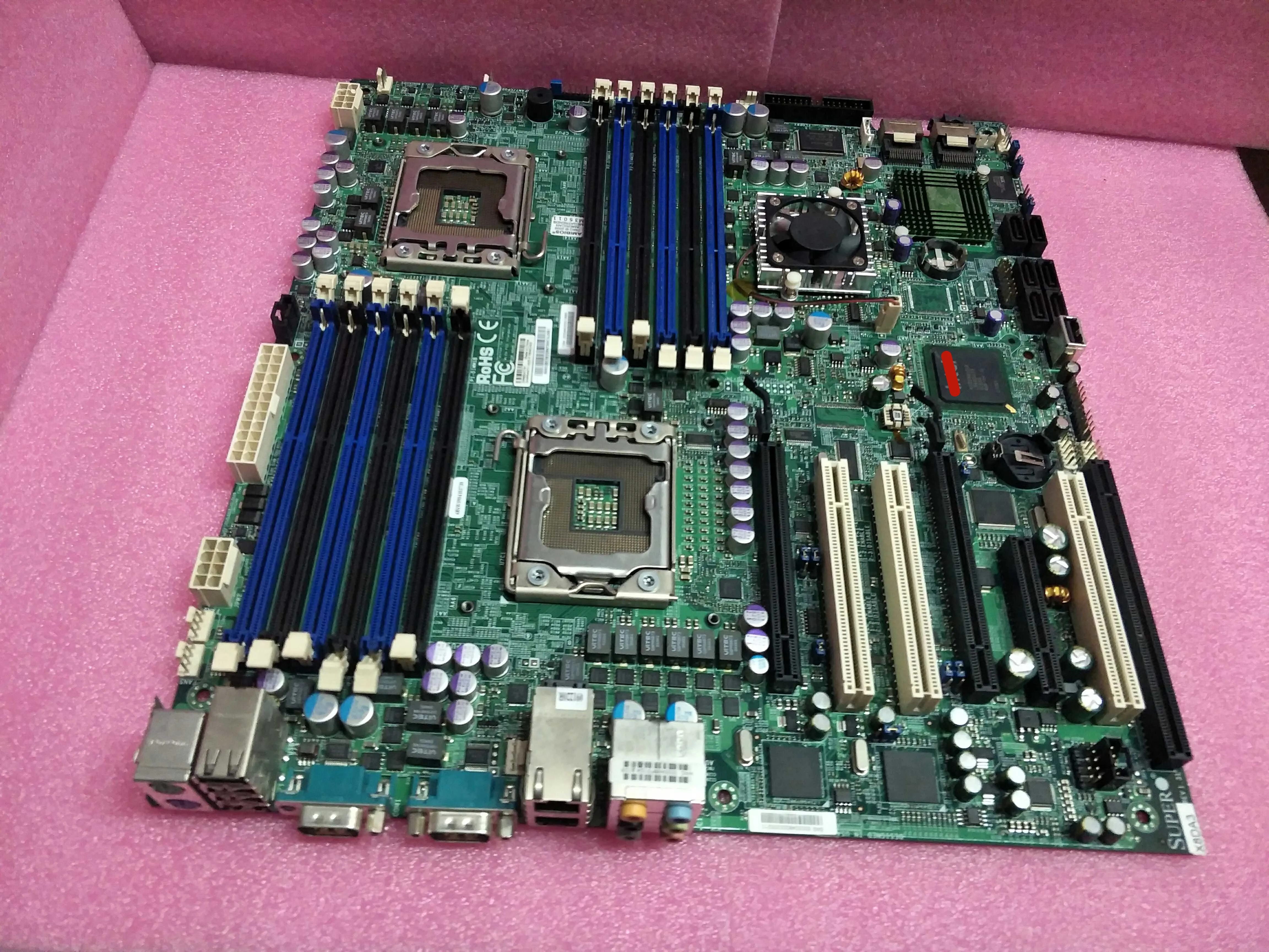 X8DA3 1366-pin dual-channel server workstation motherboard with graphics card slot
X8DA3 1366-pin dual-channel server workstation motherboard with graphics card slot
