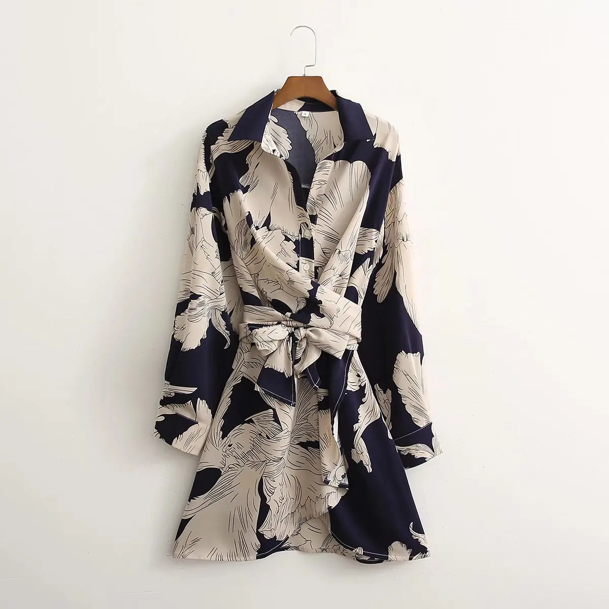 2021 Autumn Fashion Women Flowers Print Shirt Dress Long Sleeve Office Ladies Mini Dress with Slash
2021 Autumn Fashion Women Flowers Print Shirt Dress Long Sleeve Office Ladies Mini Dress with Slash