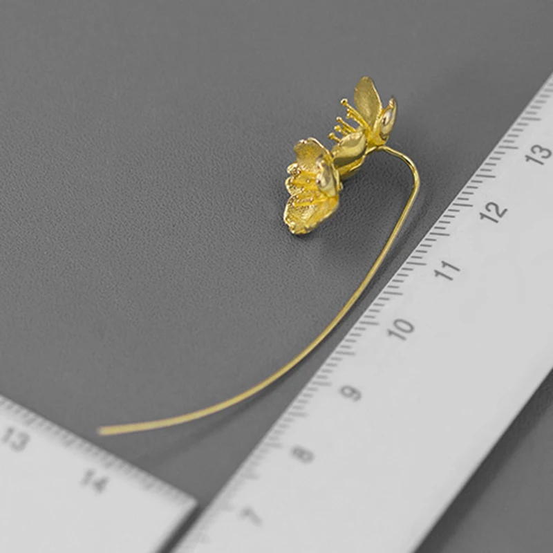 Lotus Fun Moment Elegant Cherry Blossom Folwer Long Hanging Drop Earrings 925 Sterling Silver Fashion Jewelry 2021 trend new
Lotus Fun Moment Elegant Cherry Blossom Folwer Long Hanging Drop Earrings 925 Sterling Silver Fashion Jewelry 2021 trend new
