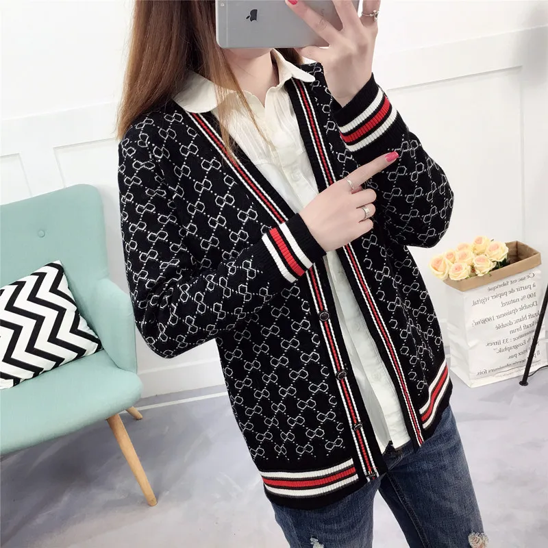 Sweaters, cardigans, women's wear, spring 2021, new knitted coat, students' lovely, Korean version, lazy, retro top fashion
Sweaters, cardigans, women's wear, spring 2021, new knitted coat, students' lovely, Korean version, lazy, retro top fashion