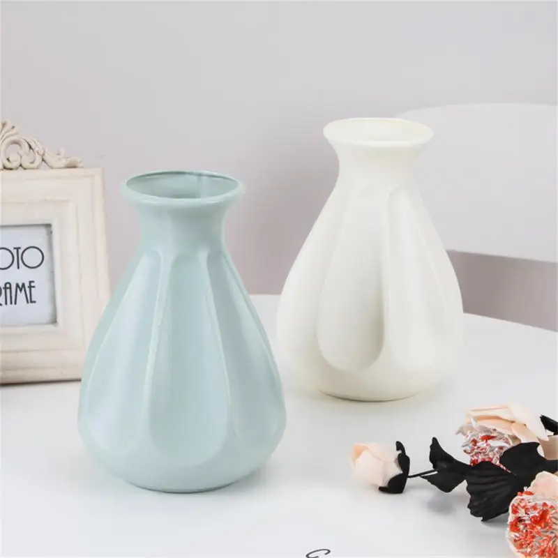 Ceramic Look Flowers Vase Plastic Table Decorations Geometric Style Plant Storage Bottle Flower Bottle Home Office Garden Tool
Ceramic Look Flowers Vase Plastic Table Decorations Geometric Style Plant Storage Bottle Flower Bottle Home Office Garden Tool