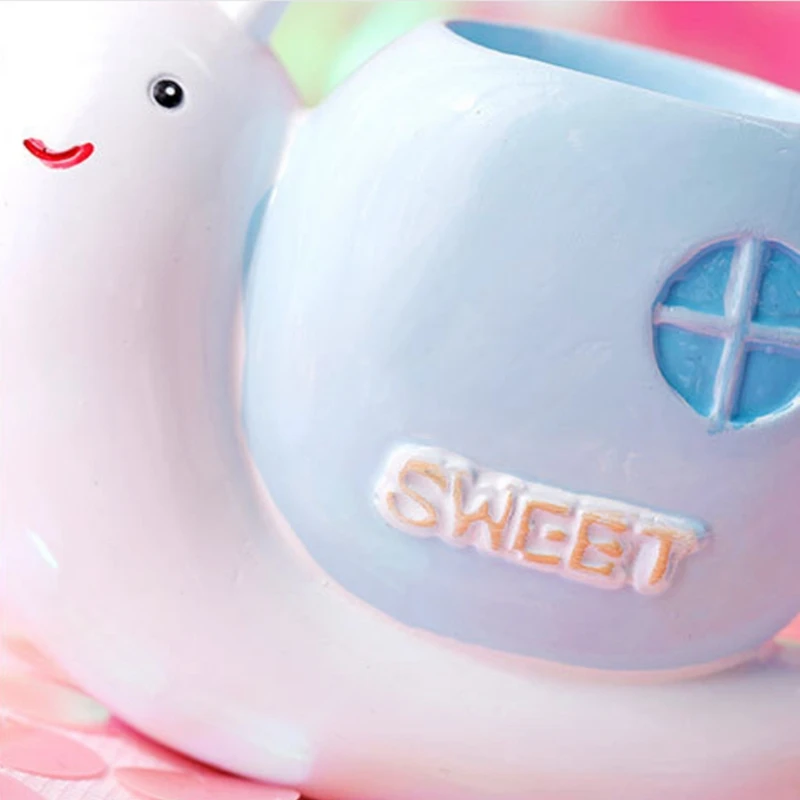Snail Pen Container Creative Resin Ornaments Decorations Desk Organizer Storage Pen Holder Stand
Snail Pen Container Creative Resin Ornaments Decorations Desk Organizer Storage Pen Holder Stand