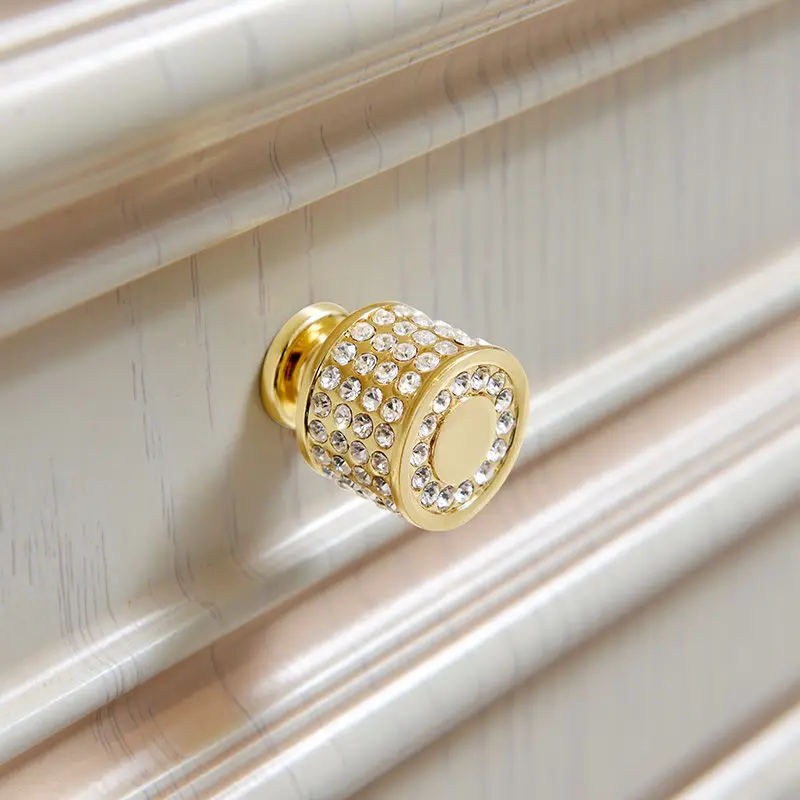 Home Hotel 1Pcs Crystal Glass Design Diamond Art Knobs Cupboard Drawer Pull Silver Kitchen Cabinet Door Wardrobe Handle Hardware
Home Hotel 1Pcs Crystal Glass Design Diamond Art Knobs Cupboard Drawer Pull Silver Kitchen Cabinet Door Wardrobe Handle Hardware