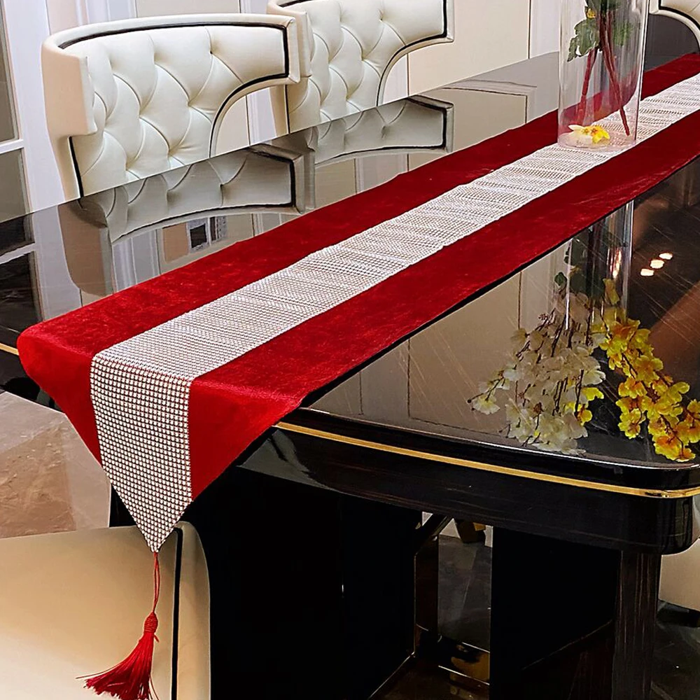 1pcs Modern Table Runner Flannel Diamond Table Marriage Runners Pillow Case Table Mat For Wedding Chirstmas Decoration
1pcs Modern Table Runner Flannel Diamond Table Marriage Runners Pillow Case Table Mat For Wedding Chirstmas Decoration
