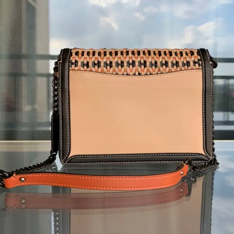 Luxury Fashion Ladies Handbag Famous Brand Metal Chain Strap Crossbody Designer Bags for Women Multi Color Flap Shoulder bags
Luxury Fashion Ladies Handbag Famous Brand Metal Chain Strap Crossbody Designer Bags for Women Multi Color Flap Shoulder bags