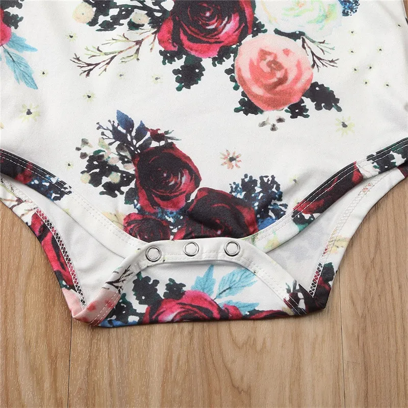 Newborn Baby Girl Outfits Short sleeve Floral Romper Top+Strap dress+Headband Toddler Baby clothing Summer Clothes Set
Newborn Baby Girl Outfits Short sleeve Floral Romper Top+Strap dress+Headband Toddler Baby clothing Summer Clothes Set