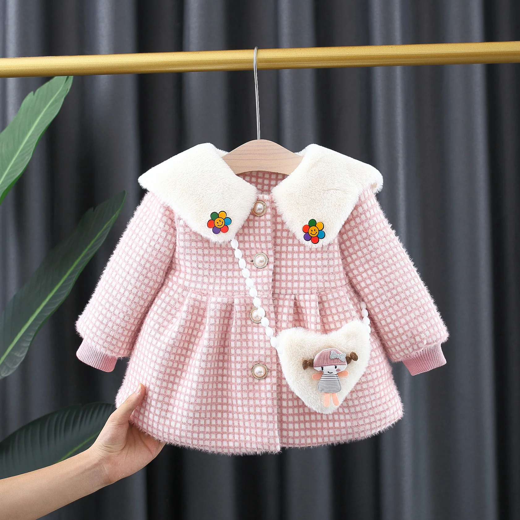 Autumn Winter Newborn Baby Girl Coats Jackets Plaid Thick Warm Cotton-padded Jacket Outerwear for 1 Year Birthday Girls Clothing
Autumn Winter Newborn Baby Girl Coats Jackets Plaid Thick Warm Cotton-padded Jacket Outerwear for 1 Year Birthday Girls Clothing
