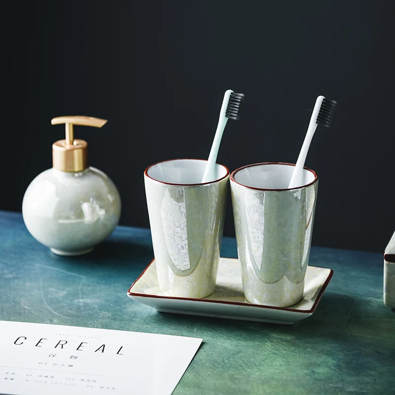 Creative Vintage Mouth Cup American Lotion Bottle Chinese Ceramic Salle De Bain Accessoire Washroom Accessories Set EF50WY
Creative Vintage Mouth Cup American Lotion Bottle Chinese Ceramic Salle De Bain Accessoire Washroom Accessories Set EF50WY