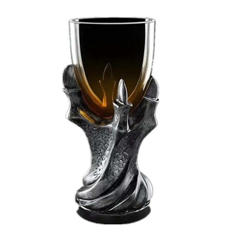 Creativity 3D Dragon Claw Glass Goblet Personality Beer Wine Whiskey Resin Wine Glass
Creativity 3D Dragon Claw Glass Goblet Personality Beer Wine Whiskey Resin Wine Glass