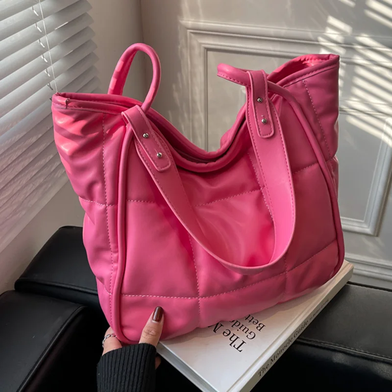 Brand Women Padded Handbags Designer Soft PU Leather Large Capacity Shoulder Bags Luxury Rose Red Blue Green Quilted Big Totes
Brand Women Padded Handbags Designer Soft PU Leather Large Capacity Shoulder Bags Luxury Rose Red Blue Green Quilted Big Totes