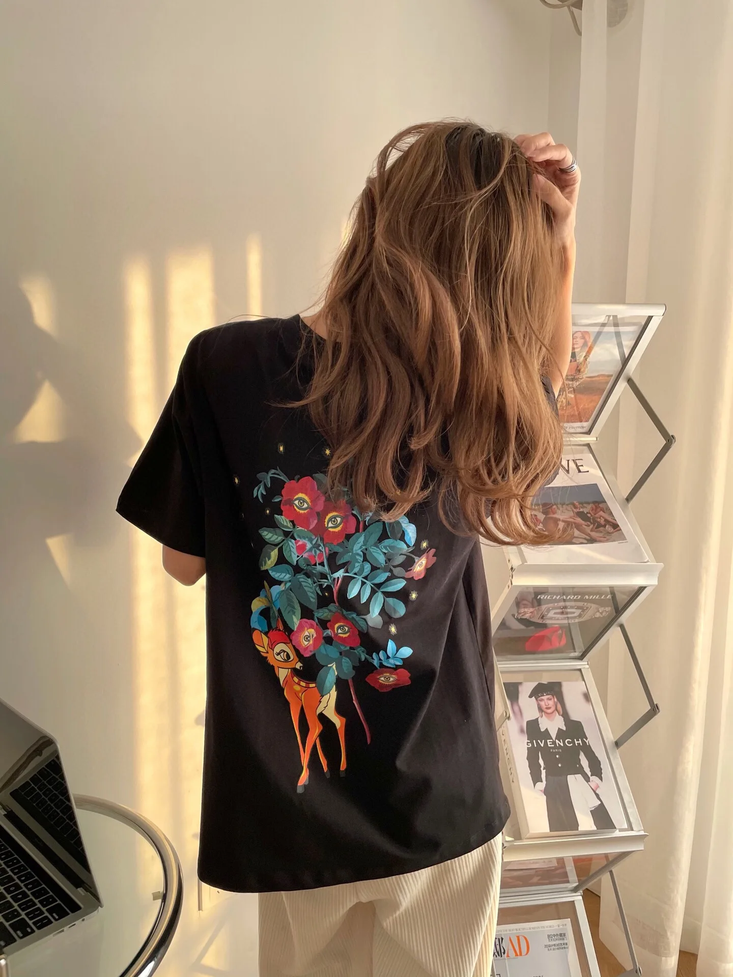 Luxury Brand Design 2021 New Summer Fashion Comfortable Deer Printing Women T-Shirt 95%Cotton Personality Short Sleeve 33636
Luxury Brand Design 2021 New Summer Fashion Comfortable Deer Printing Women T-Shirt 95%Cotton Personality Short Sleeve 33636