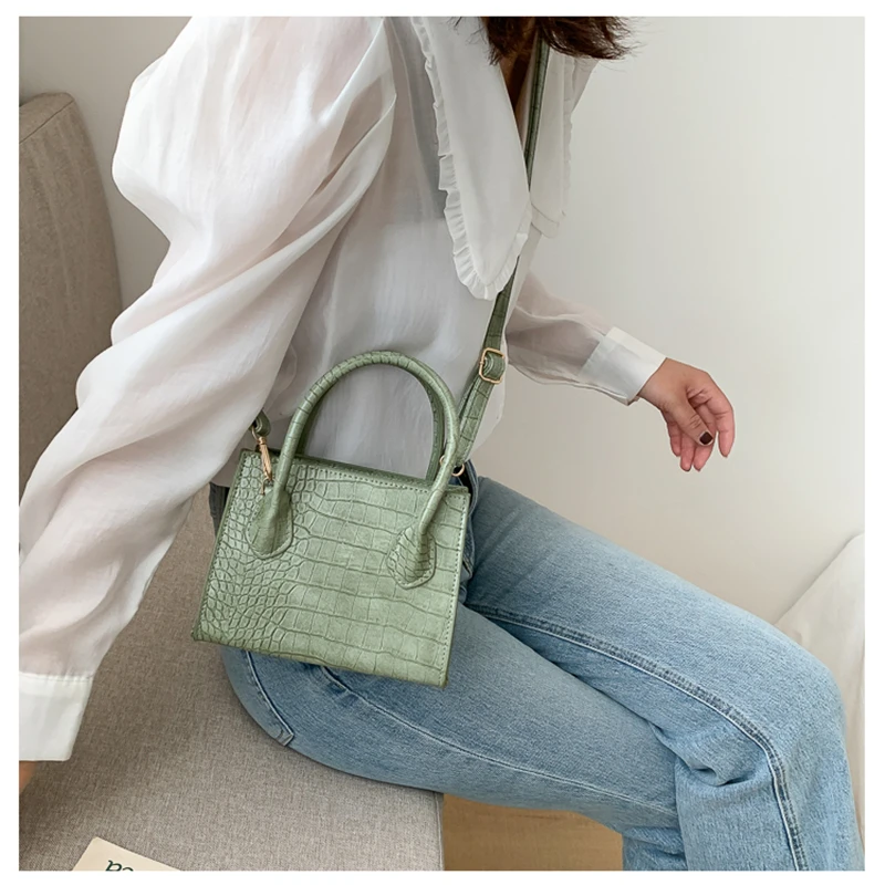 2020 Fashion Trend Women Small Crossbody Bag Faux Leather Shoulder Handbag Classic Crocodile Stone Pattern Zipper Solid Purse
2020 Fashion Trend Women Small Crossbody Bag Faux Leather Shoulder Handbag Classic Crocodile Stone Pattern Zipper Solid Purse