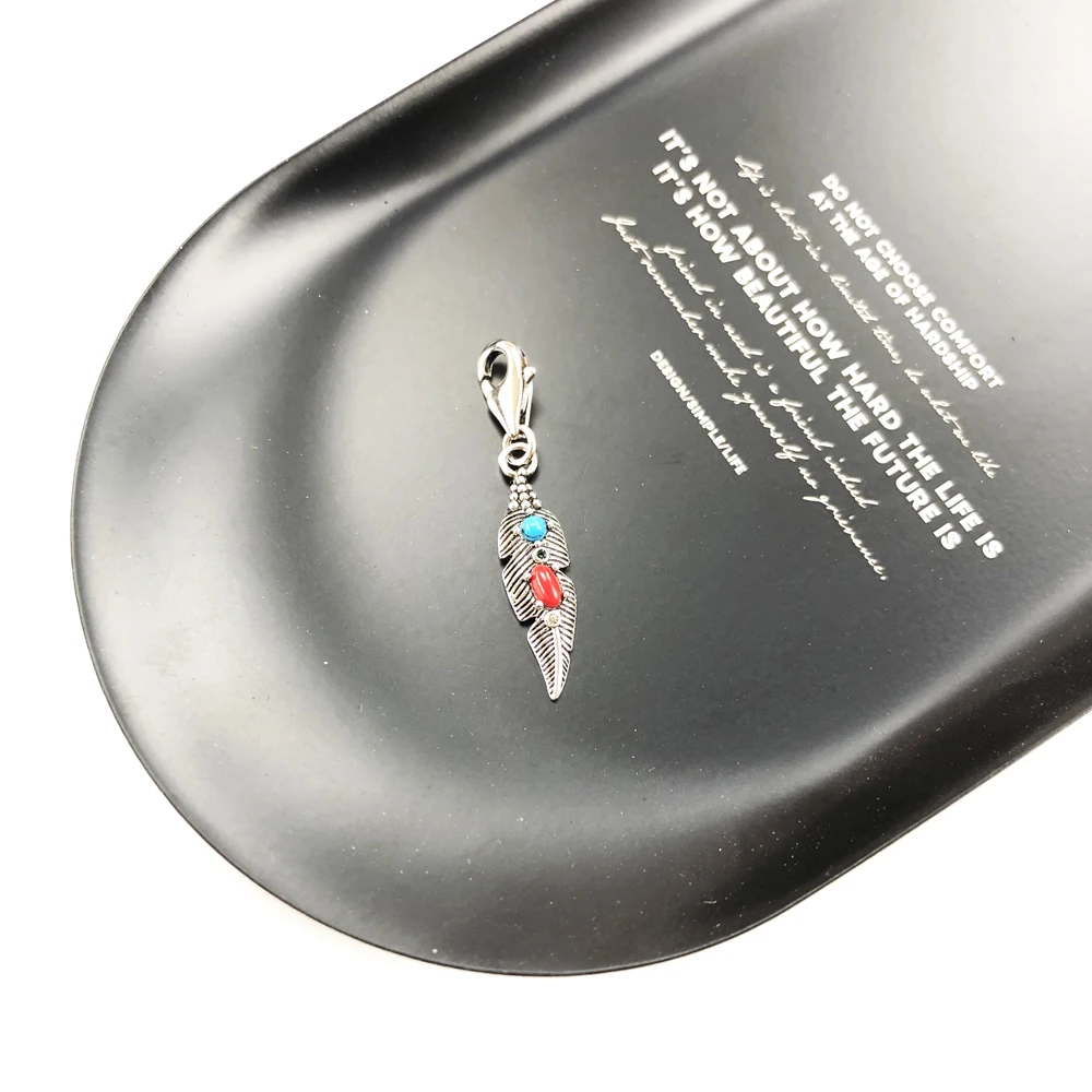 Ethnic Colorful Feather Charm Pendant 2019 Winter Fashion Jewelry 925 Sterling Silver Winter Bohemia Gift For Women Fit Bracelet
Ethnic Colorful Feather Charm Pendant 2019 Winter Fashion Jewelry 925 Sterling Silver Winter Bohemia Gift For Women Fit Bracelet
