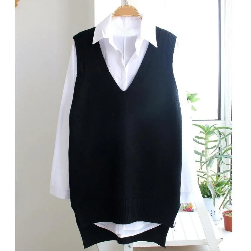 2021 Large Size Korean Women Knitted Sweater Sleeveless Women Loose Vest Ladies V-Neck Pullover Tops Female Waistcoat Pull Femme
2021 Large Size Korean Women Knitted Sweater Sleeveless Women Loose Vest Ladies V-Neck Pullover Tops Female Waistcoat Pull Femme