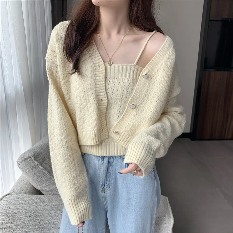 2021 New Knitted Cardigan Women Single Breasted Long Sleeve Knitwear Korean Chic All-Match Short Sweater FemaleTwo Piece Sling
2021 New Knitted Cardigan Women Single Breasted Long Sleeve Knitwear Korean Chic All-Match Short Sweater FemaleTwo Piece Sling