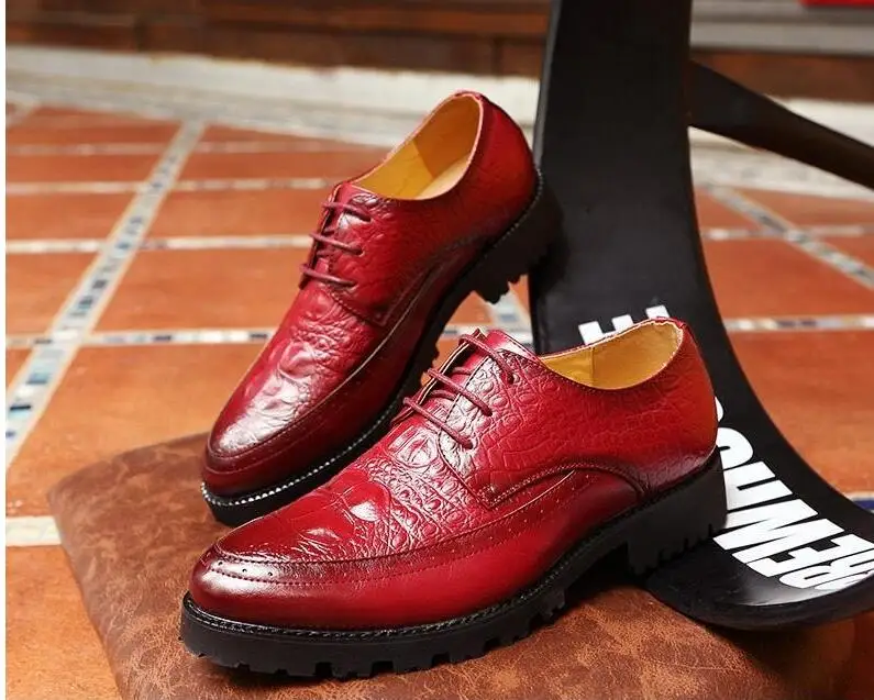 Male Leather Classic Brogue Shoes thick bottom Oxfords For Wedding Office Business Designer Men Formal Dress Shoes
Male Leather Classic Brogue Shoes thick bottom Oxfords For Wedding Office Business Designer Men Formal Dress Shoes