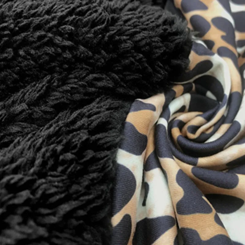 Women Leopard Print Patchwork Fluffy Sweatshirt Hoodies Casual Loose Zipper Fleece Pullover Autumn Winter Hoodie Lady Hoody Tops
Women Leopard Print Patchwork Fluffy Sweatshirt Hoodies Casual Loose Zipper Fleece Pullover Autumn Winter Hoodie Lady Hoody Tops