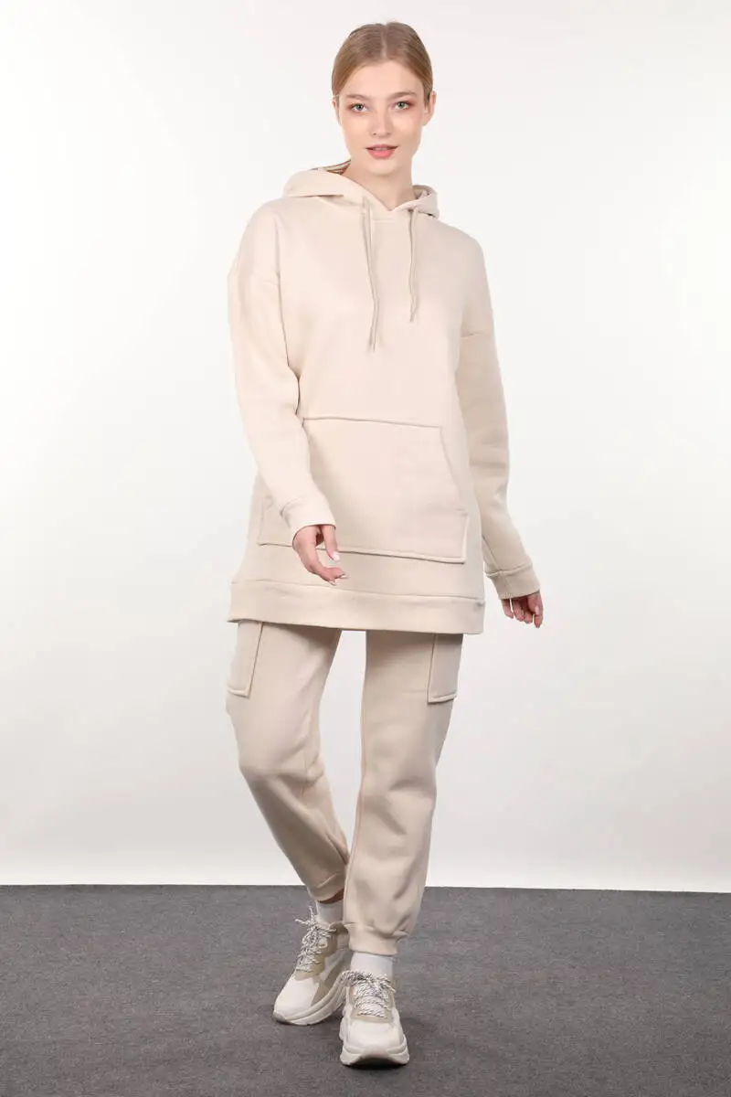 Womens Beige Sweatpants with Cargo Pockets
Womens Beige Sweatpants with Cargo Pockets