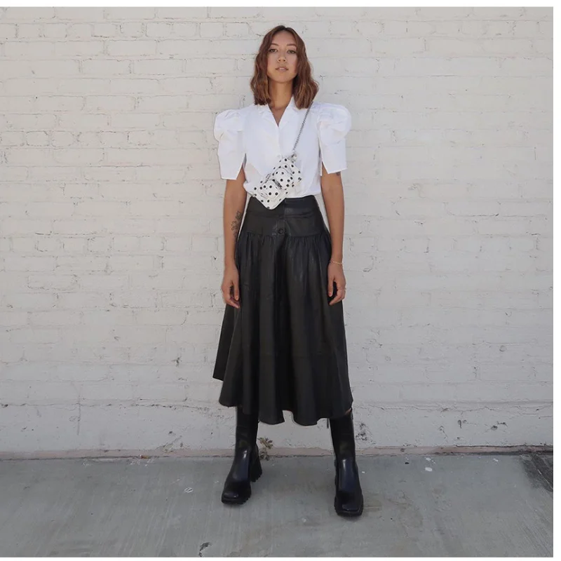 2021 Lapel Shirt Women's Tops Spring Summer New Product Fashion Puff Sleeve Solid Color Commute Female Blouse Temperament Loose
2021 Lapel Shirt Women's Tops Spring Summer New Product Fashion Puff Sleeve Solid Color Commute Female Blouse Temperament Loose