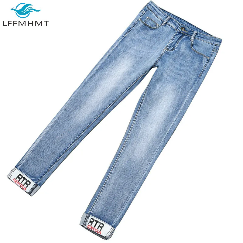 Women 100kg 5XL Large Size Letter Print Pencil Leg High Waist Ankle Length Jeans Female Autumn Korean Style Fashion Denim Pants
Women 100kg 5XL Large Size Letter Print Pencil Leg High Waist Ankle Length Jeans Female Autumn Korean Style Fashion Denim Pants