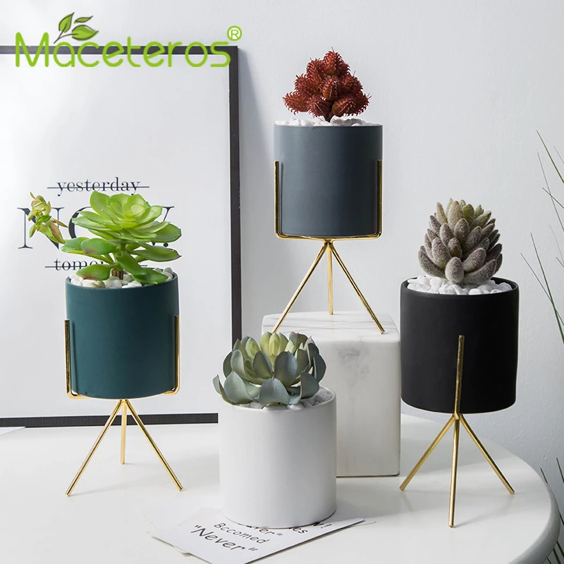 Nordic Style Creative Personality Succulent Ceramic Flower Pot Iron Bracket Simple Household Flower Gardening Decoration Supples
Nordic Style Creative Personality Succulent Ceramic Flower Pot Iron Bracket Simple Household Flower Gardening Decoration Supples