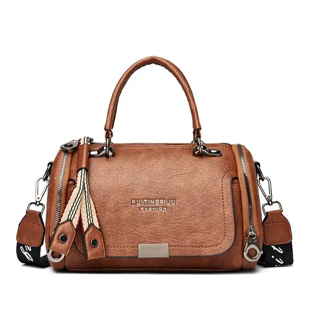 New Fashion Tassel Female Boston Bag High Quality Soft Leather Shoulder Bags for Women 2021 Casual Large Capacity Crossbody Bag
New Fashion Tassel Female Boston Bag High Quality Soft Leather Shoulder Bags for Women 2021 Casual Large Capacity Crossbody Bag