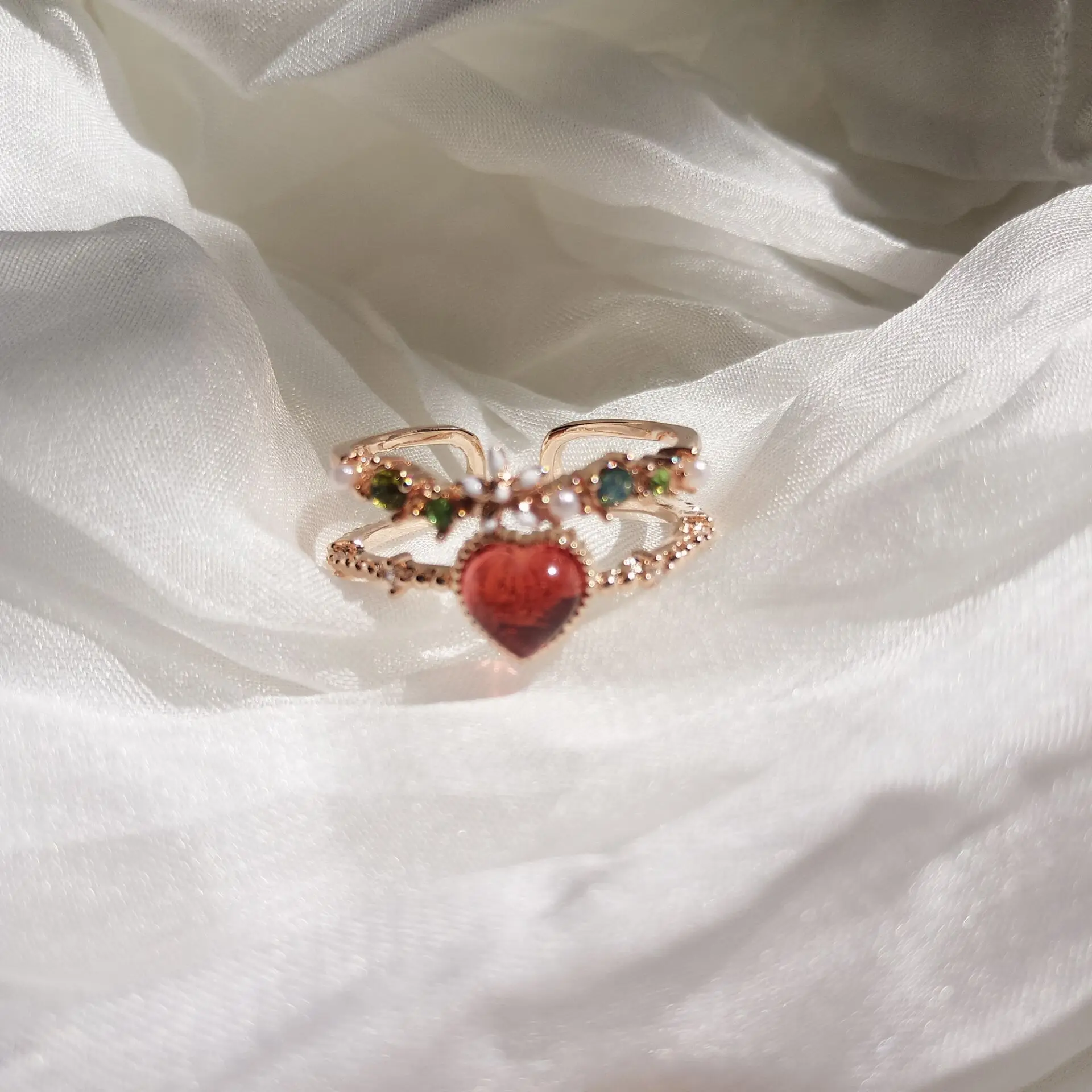 Korean Dongdaemun Fahsion Ladies Spring Summer Heart Love Flower Jelly Cat Eye Crescent Open Rings Women's Joint Ring Jewelry
Korean Dongdaemun Fahsion Ladies Spring Summer Heart Love Flower Jelly Cat Eye Crescent Open Rings Women's Joint Ring Jewelry