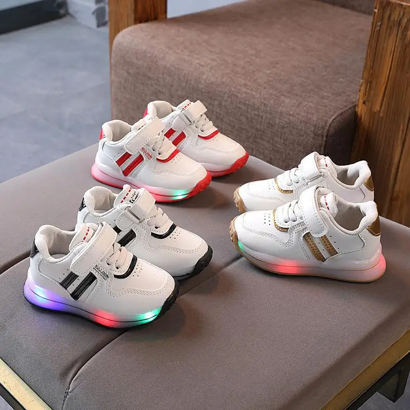 New Boy Girls Non-slip Sneakers Leather Led Wear-resistant Children Damping Luminous Shoes Baby Glowing Casual Zapatillas
New Boy Girls Non-slip Sneakers Leather Led Wear-resistant Children Damping Luminous Shoes Baby Glowing Casual Zapatillas