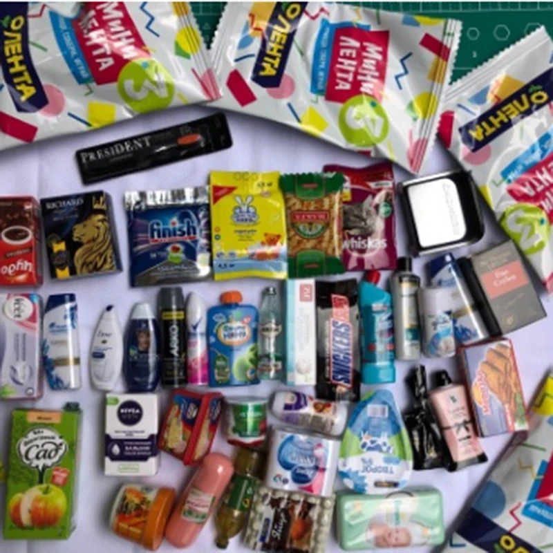1pc beverage and snack blind bag (random style) Miniature drink food canned food play blind bag play supermarket toy
1pc beverage and snack blind bag (random style) Miniature drink food canned food play blind bag play supermarket toy