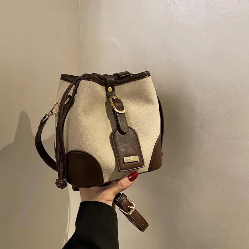 

Матовая Маленькая женская сумка, Новинка осени 2021, цветная контрастная сумка-мешок, модная универсальная сумка-мессенджер на одно плечо