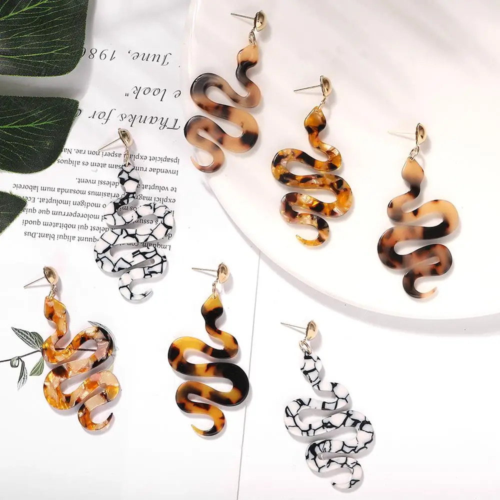 Girlgo Brand Snake-shaped Rhinestone Dangle Earrings Halloween Women Charm Gorgeous Drop Earrings Gifts Jewelry Wholesale 
Girlgo Brand Snake-shaped Rhinestone Dangle Earrings Halloween Women Charm Gorgeous Drop Earrings Gifts Jewelry Wholesale