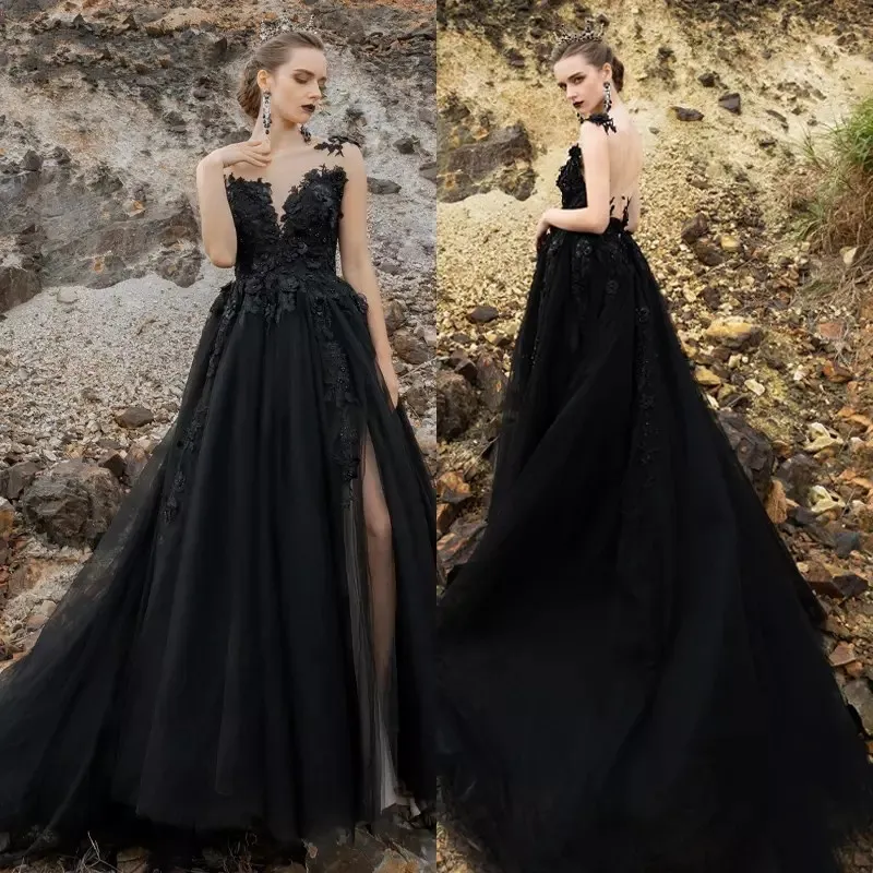Sexy Black Gothic Wedding Dresses 2021 High Split Backless Lace Appliques Sexy Bridal Gowns Vestido De Novia Robe Mariee
Sexy Black Gothic Wedding Dresses 2021 High Split Backless Lace Appliques Sexy Bridal Gowns Vestido De Novia Robe Mariee