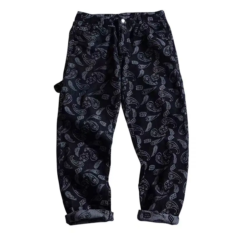 Jeans Man Straight pants 2021 New loose Denim Pants Hip Hop Bandana Paisley Pattern Retro StreetStyle Fashion Jean men Trousers
Jeans Man Straight pants 2021 New loose Denim Pants Hip Hop Bandana Paisley Pattern Retro StreetStyle Fashion Jean men Trousers
