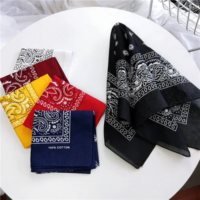 55*55cm High quality Cotton Bandana Square Scarf Cashew Floral Headband Cowboy Biker Sports Headwear Wrist Hair Wraps
55*55cm High quality Cotton Bandana Square Scarf Cashew Floral Headband Cowboy Biker Sports Headwear Wrist Hair Wraps