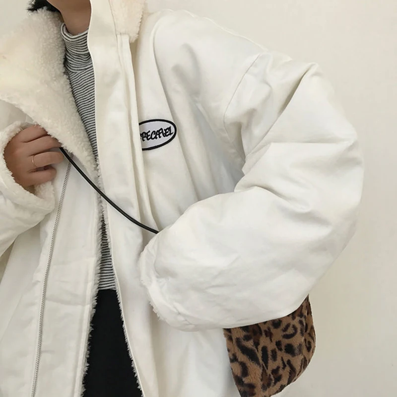 Double-sided Padded Jacket Women Winter Lamb Plush Jacket Women Korean Style Loose Stand-up Collar Cotton-padded Jackets
Double-sided Padded Jacket Women Winter Lamb Plush Jacket Women Korean Style Loose Stand-up Collar Cotton-padded Jackets