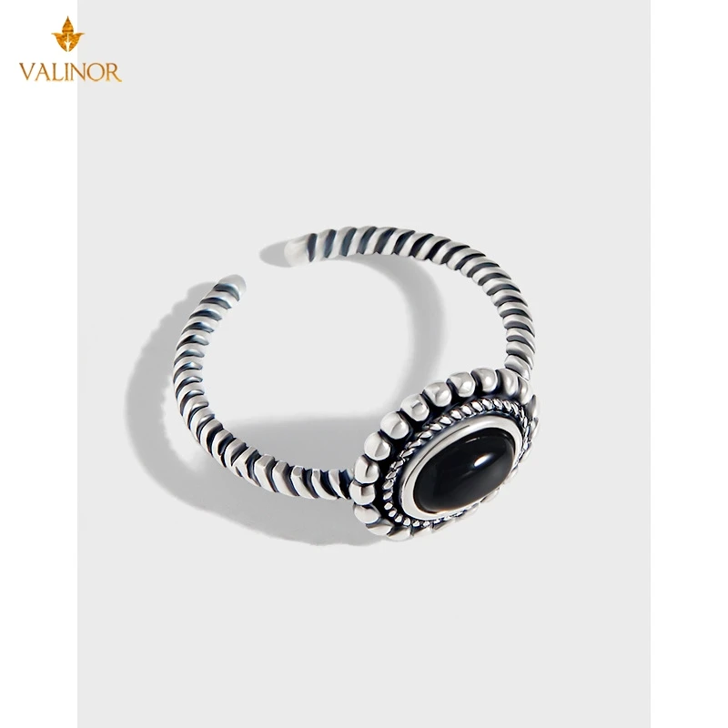 Simple temperament retro twist oval zircon ring women 925 sterling silver 
Simple temperament retro twist oval zircon ring women 925 sterling silver
