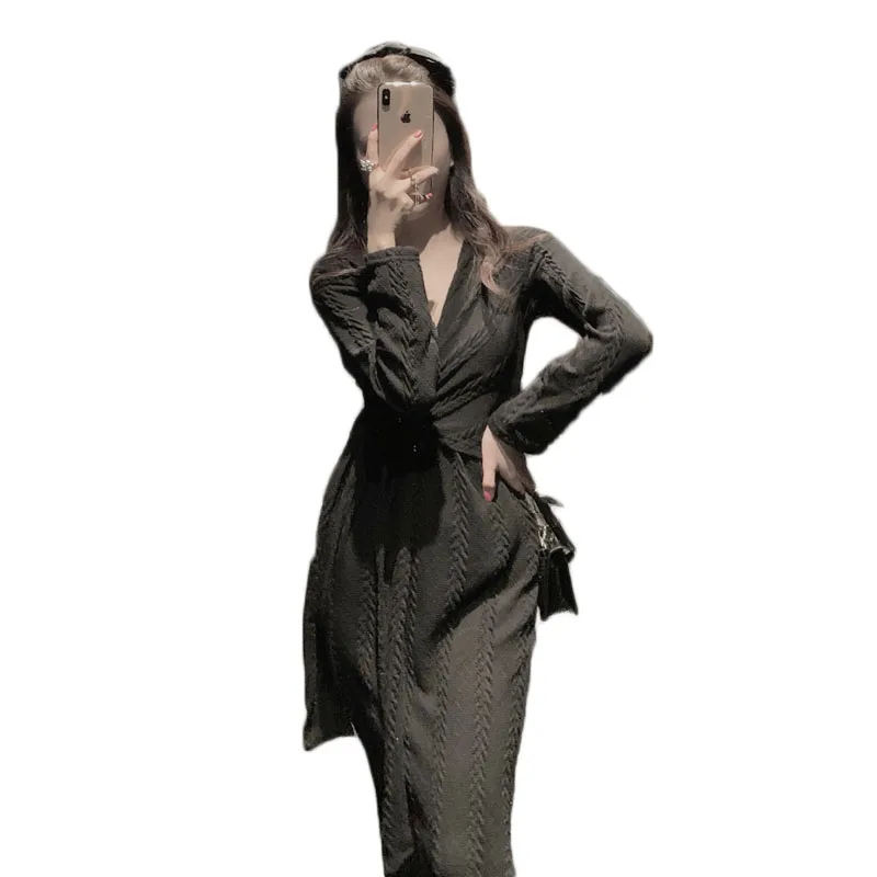 WSYORE Women Slim Sexy V-neck Long-sleeve Dress Spring and Autumn Elegant Black OL Split Knitted Long Dress Female NS2788
WSYORE Women Slim Sexy V-neck Long-sleeve Dress Spring and Autumn Elegant Black OL Split Knitted Long Dress Female NS2788
